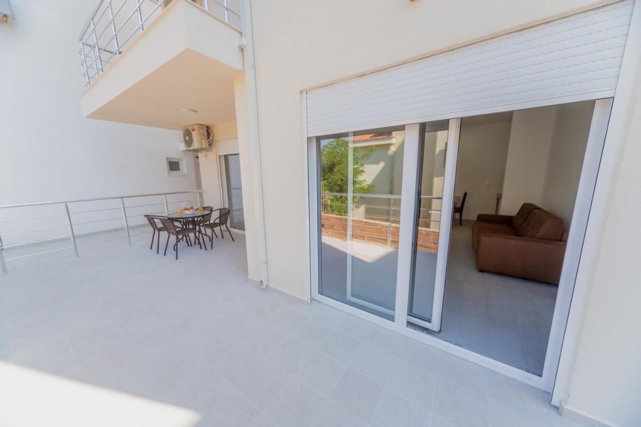 GREJM Lux Family Apartments Petrovac Extérieur photo