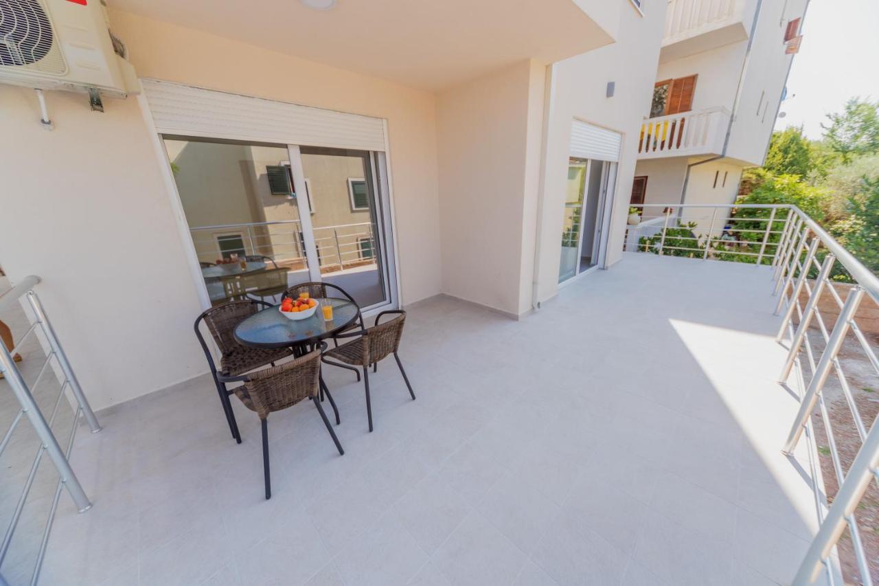 GREJM Lux Family Apartments Petrovac Extérieur photo