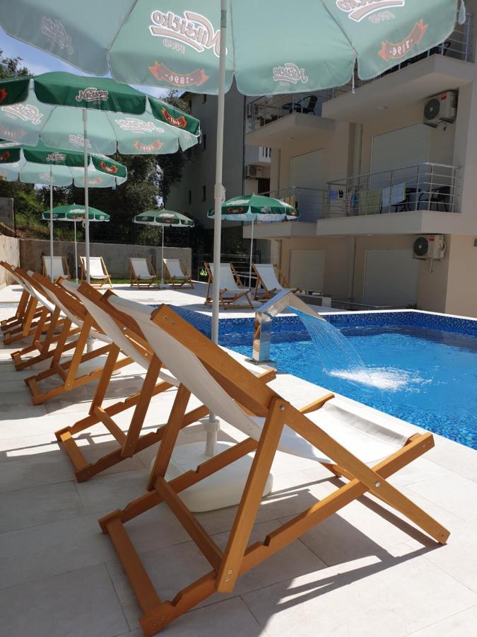 GREJM Lux Family Apartments Petrovac Extérieur photo